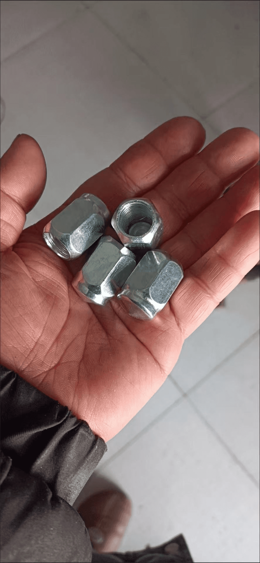 M 12 x 1.25ホイールラグナット｜亜鉛メッキ丸頭-高締付具